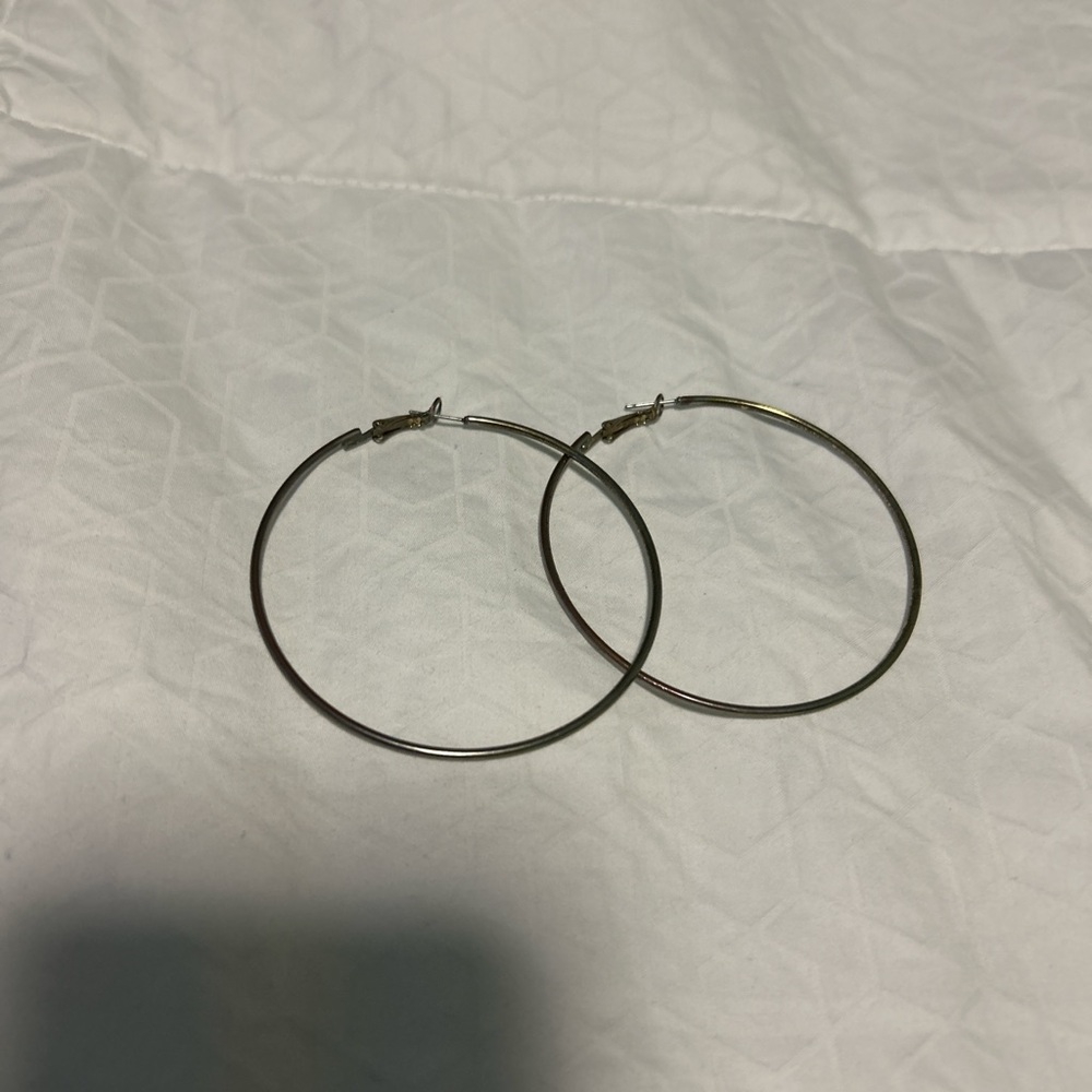 Hoops